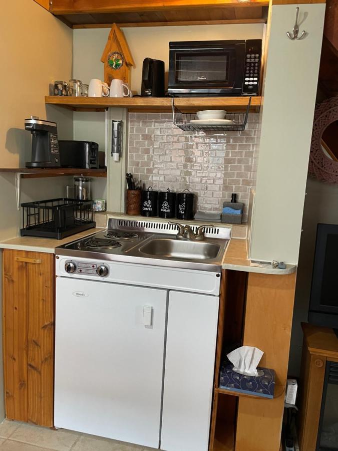 Luna Bed & Breakfast Grand Forks Exteriör bild